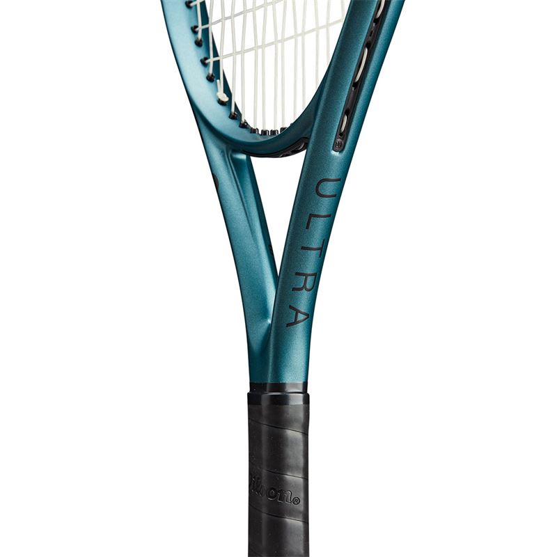 Wilson Ultra 25 v4 Junior Tennis Racquet