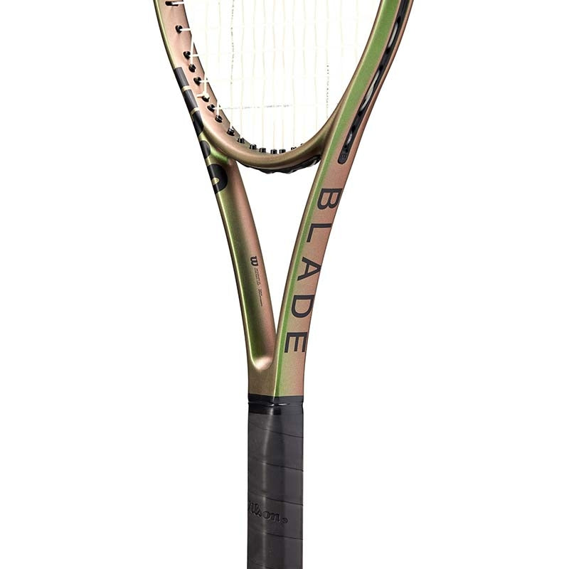 Wilson Blade 104 v8 Tennis Racquet - 2021